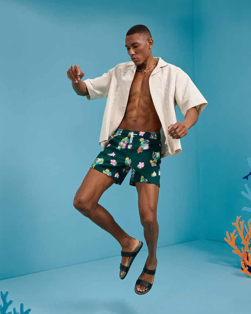 Maamgic-5.5Inseam2in1StretchShortLinerDarkGreenSwimShorts_6_f8df0b7d-5d2a-4917-9317-de5385bf699e